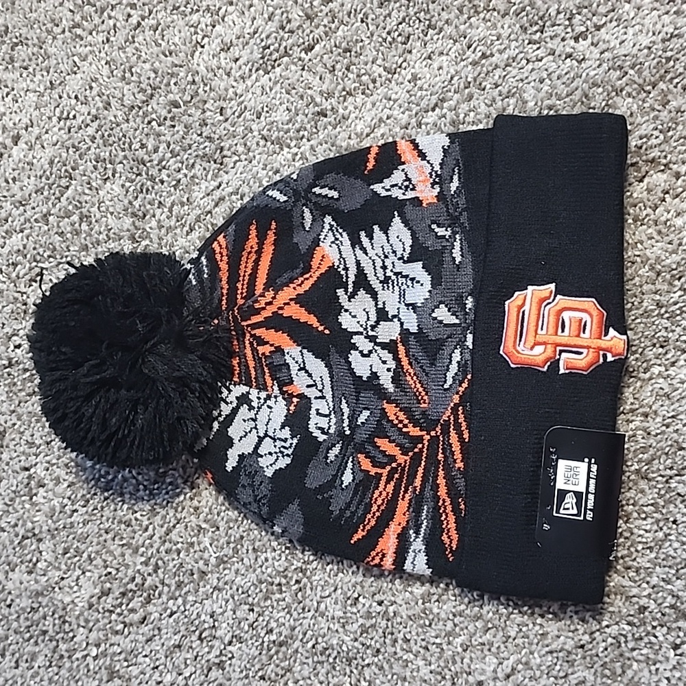 NWT - New Era San Francisco Giants Beenie